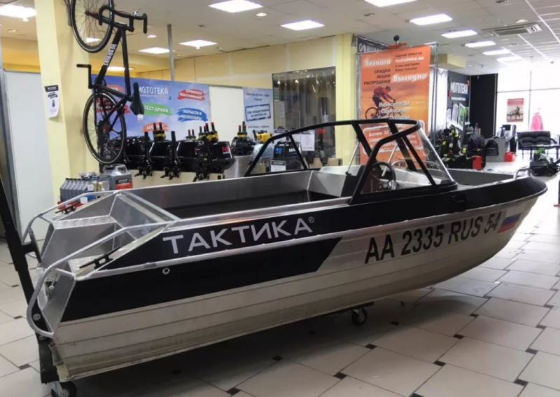Лодка алюминиевая Тактика 430 DC