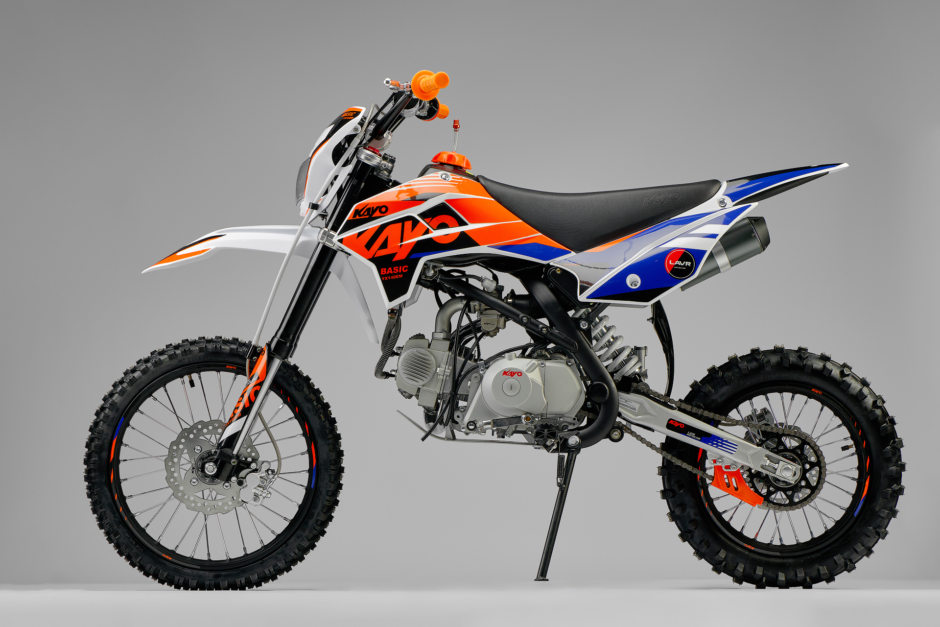 Питбайк KAYO BASIC YX140EM 17/14 KRZ 26 (механ. сцепл., эл. стартер)
