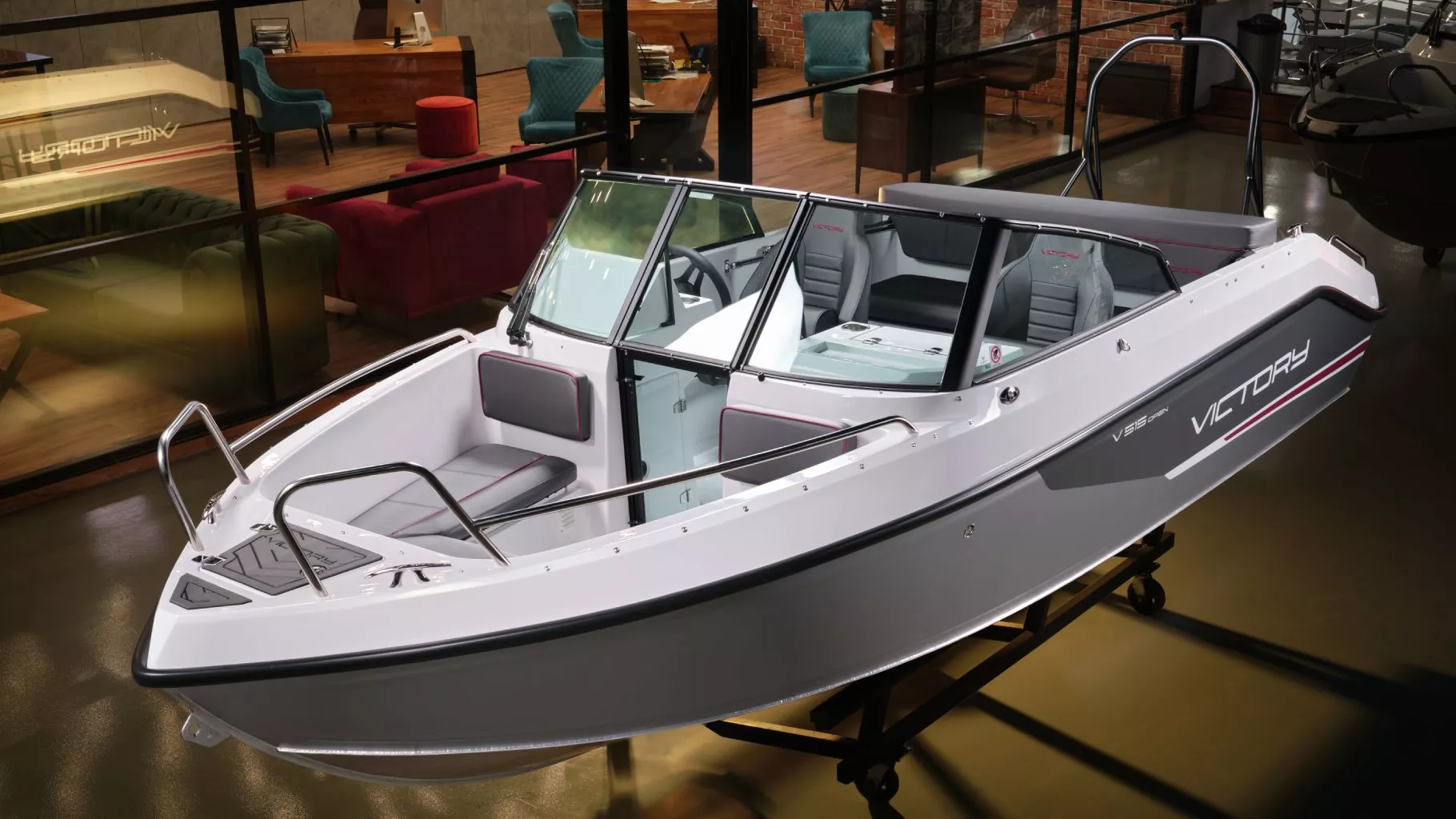 Комбинированная лодка Victory 515 Open