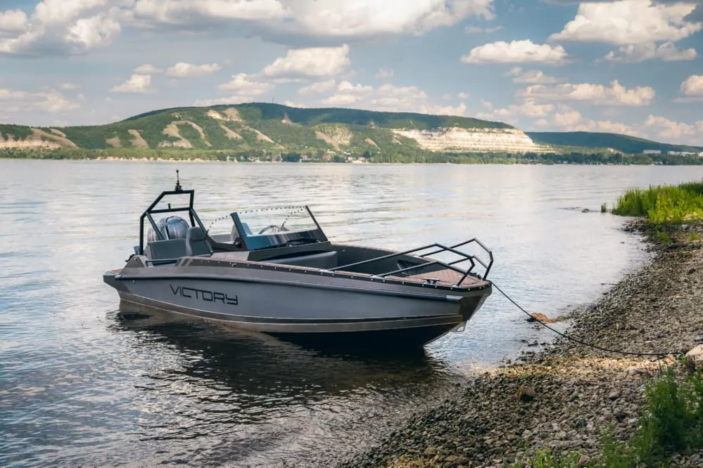 Алюминиевая лодка Victory A6 Open
