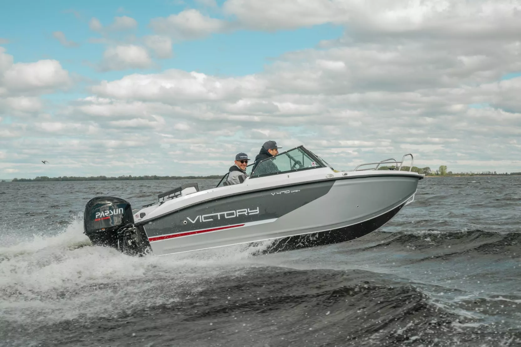 Комбинированная лодка Victory 470 Open
