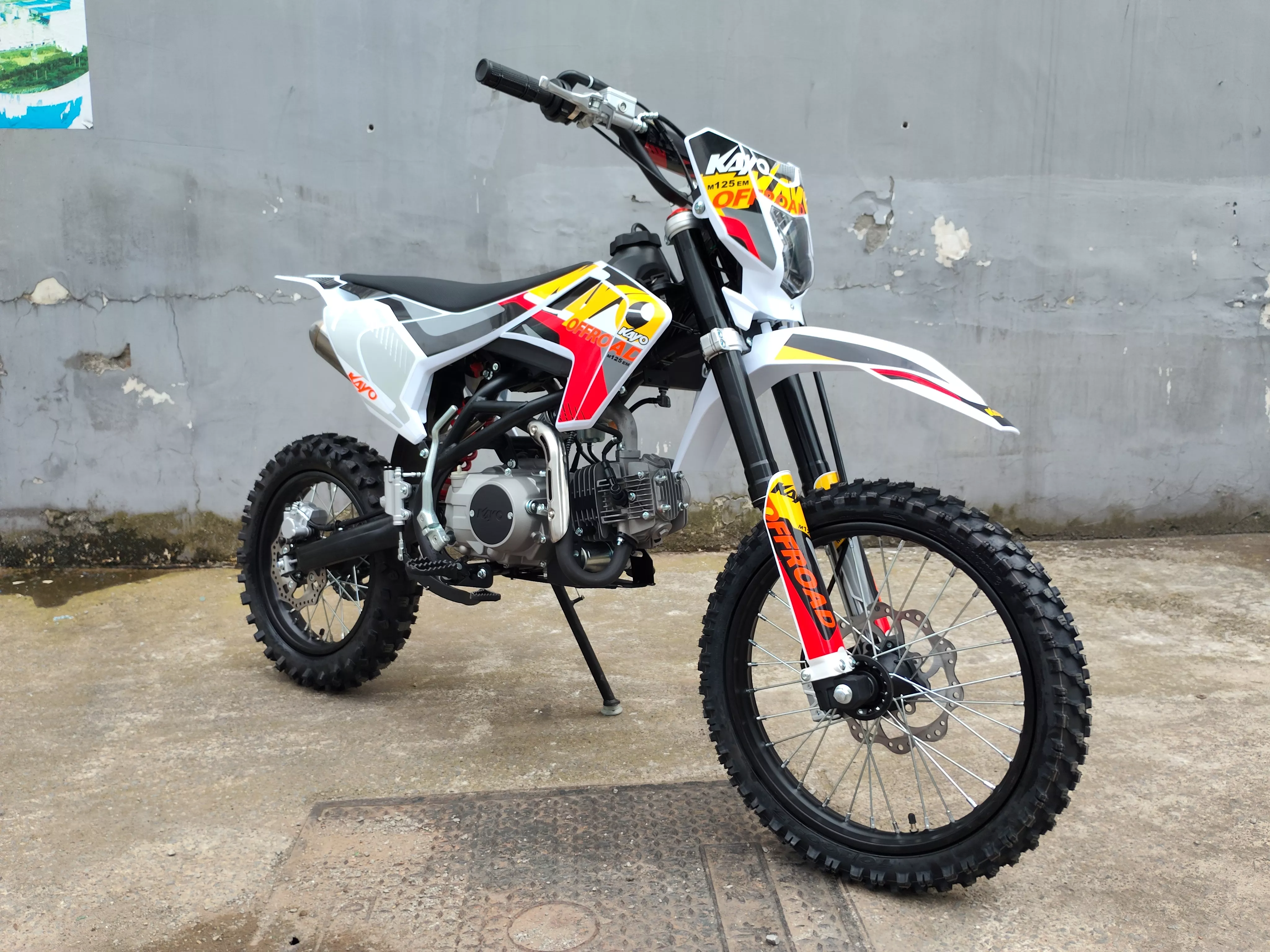 Питбайк KAYO M125EM 17/14 (механ. сцепл., эл. стартер, 2026 г.) с фарой